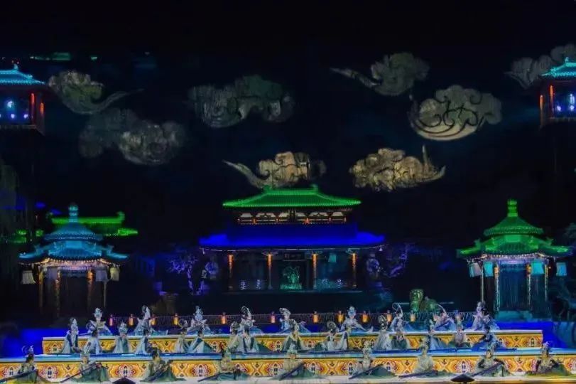 火爆上演，媒体聚焦，《长恨歌》凭实力“圈粉”无数